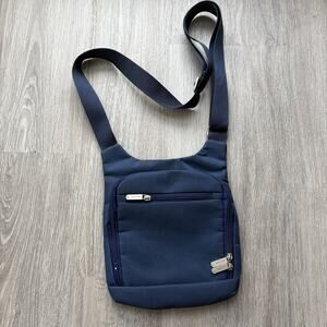 Travelon Unisex Anti-Theft Crossbody Bag Navy Blue Travel Organizer